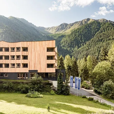 Falkensteiner Hotel Antholz L Adults Only-3